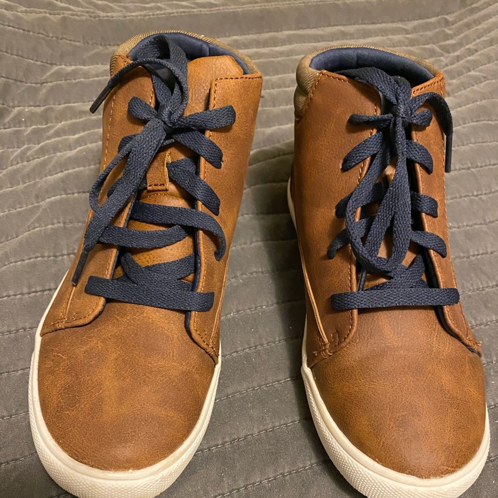 Boys youth boots